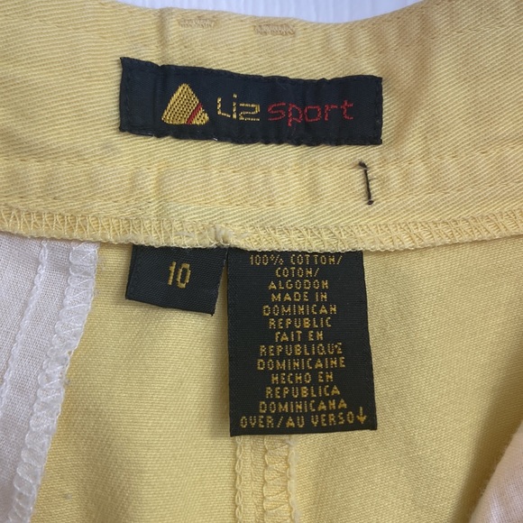 Super High Waisted Vintage Shorts - Picture 3 of 4